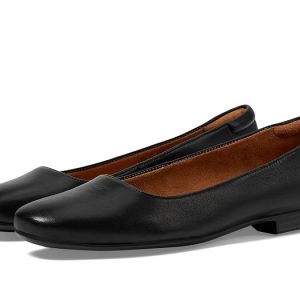Naturalizer Kelly Ballet