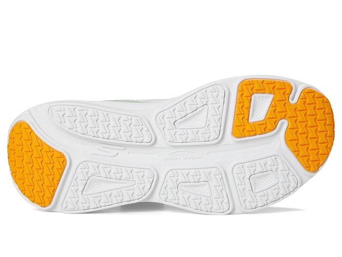 SKECHERS Max Cushioning Endeavour - Image 3