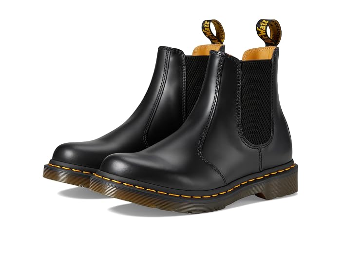 Dr. Martens 2976 Smooth Leather Chelsea Boots