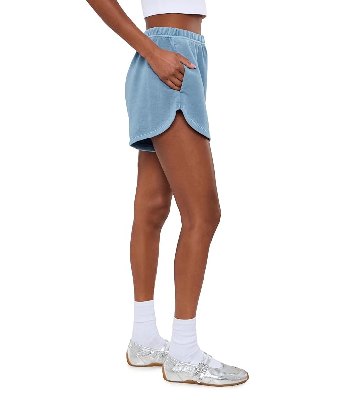 Beyond Yoga Fade Out Mid-Rise Shorts - Image 3