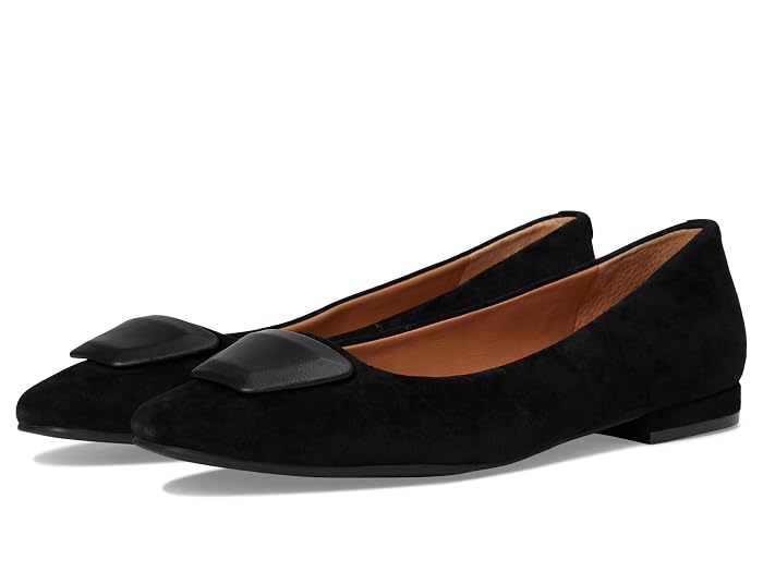 Gentle Souls by Kenneth Cole Hanette