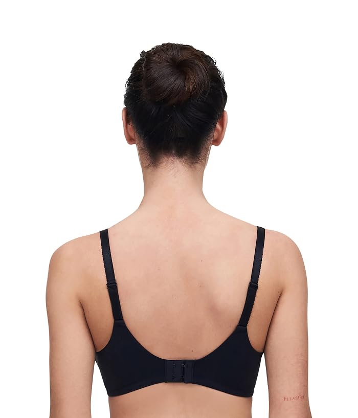 Chantelle Norah Chic Molded Bra - Image 2