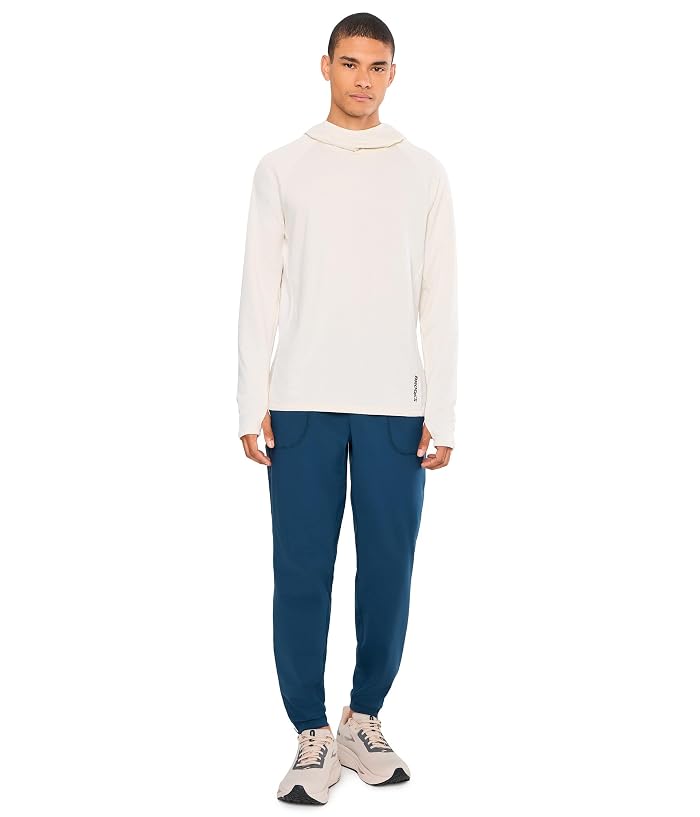 Brooks Momentum Thermal Hoodie - Image 2
