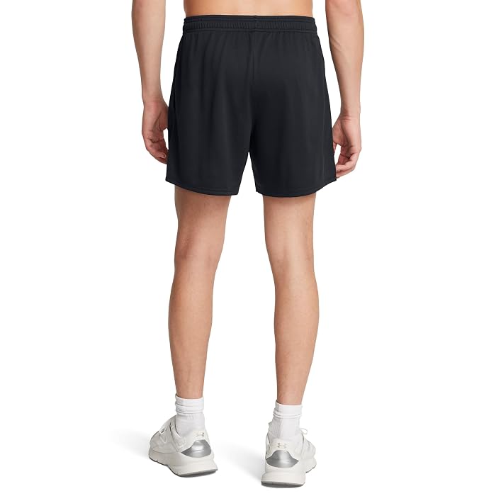 Under Armour Tech 6 Inch Mesh Shorts - Image 2