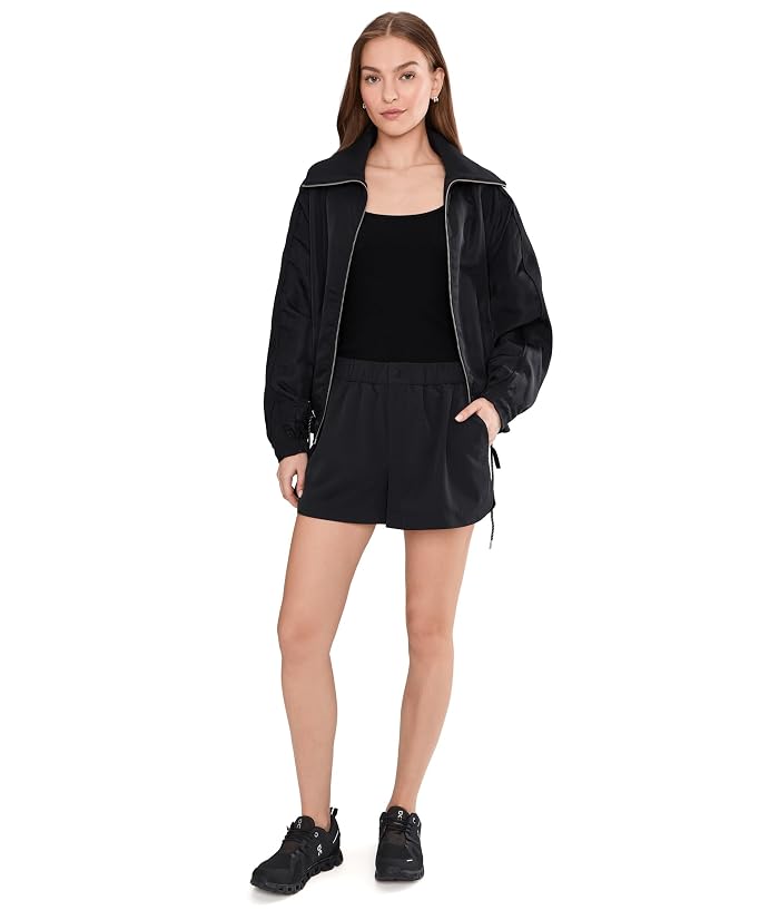 Varley Nila Mid Rise Shorts - Image 2