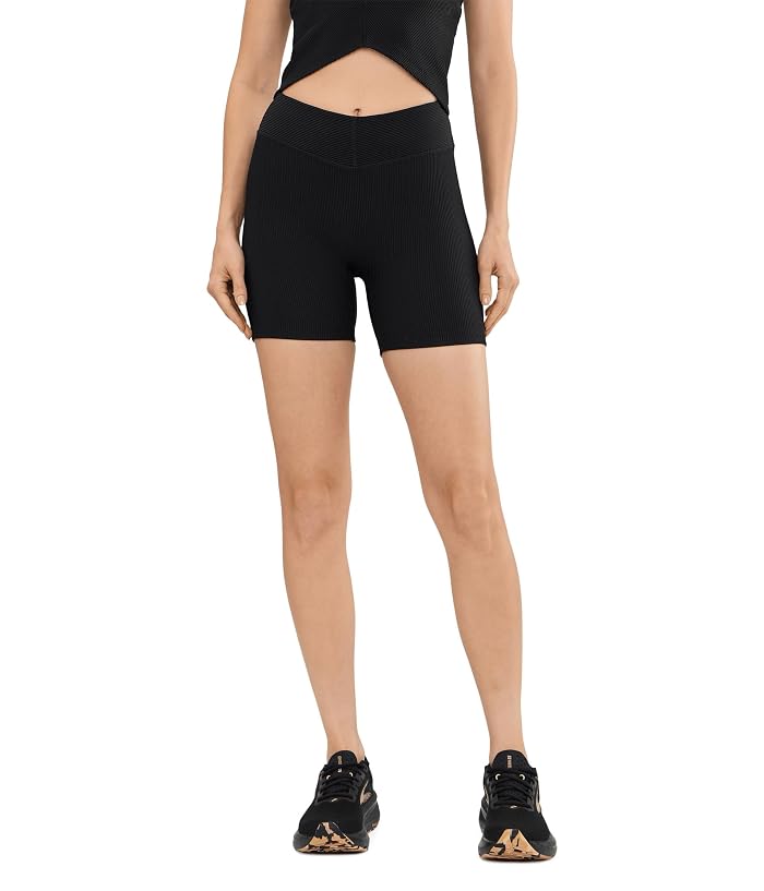 Beyond Yoga Impulse Ribbed V-Waist Biker Shorts