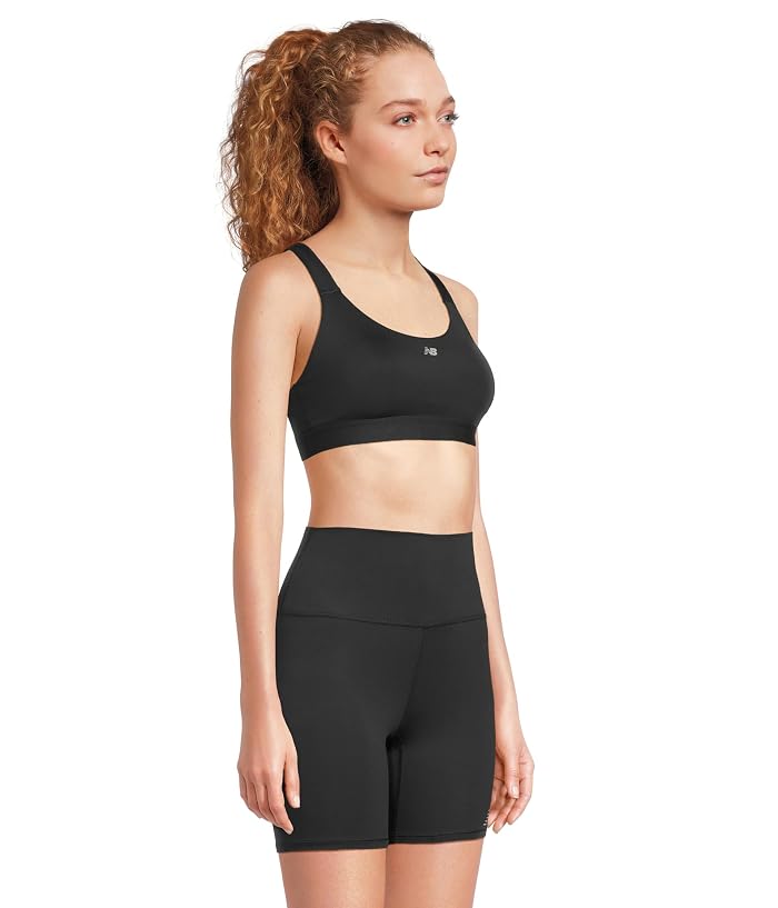 New Balance Essential Train Bra - Image 2