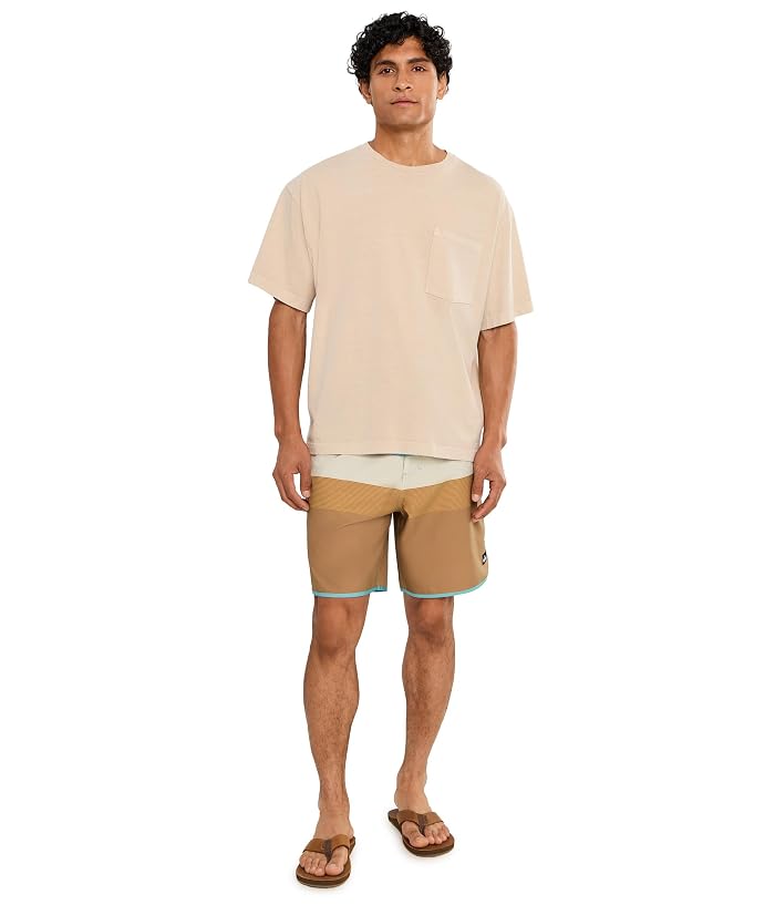 Quiksilver Calafia 19 Boardshorts - Image 2