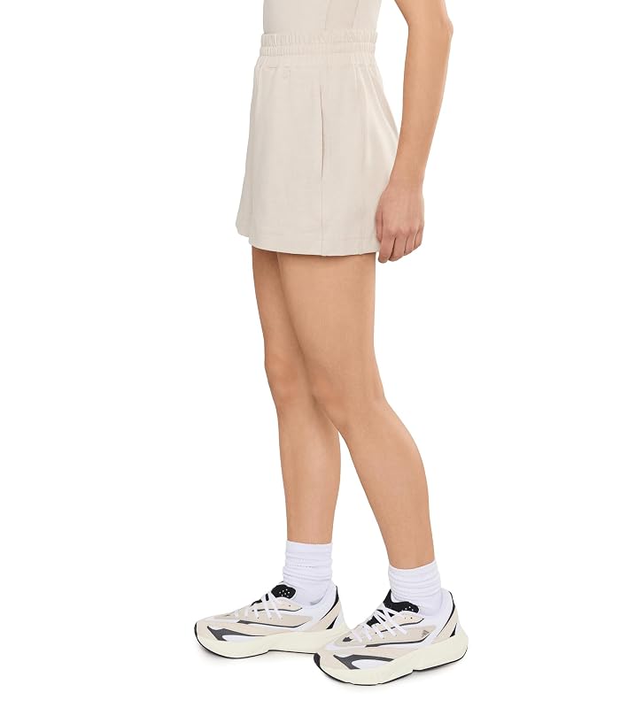 Varley Joss Active Shorts 3" - Image 3