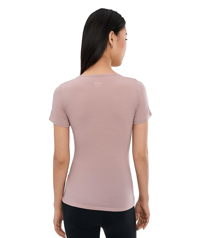 Icebreaker Merino 150 Siren Short Sleeve Sweetheart - Image 4