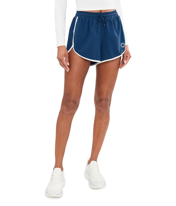 Brooks Movement 3" Dolphin Shorts