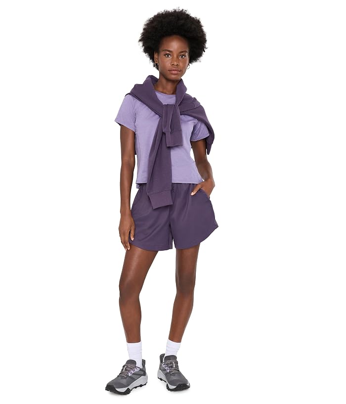 The North Face 5" Aphrodite Arise Shorts - Image 2