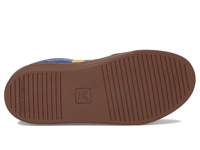 VEJA Kids Small Volley (Little Kid/Big Kid) - Image 3