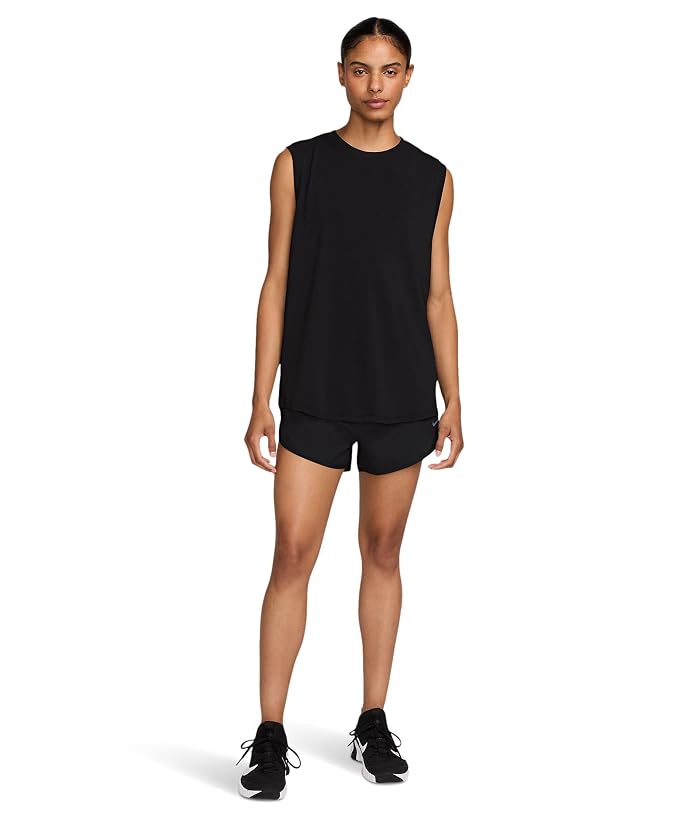 Nike One Relaxed Dri-FIT Tank Top - Image 4