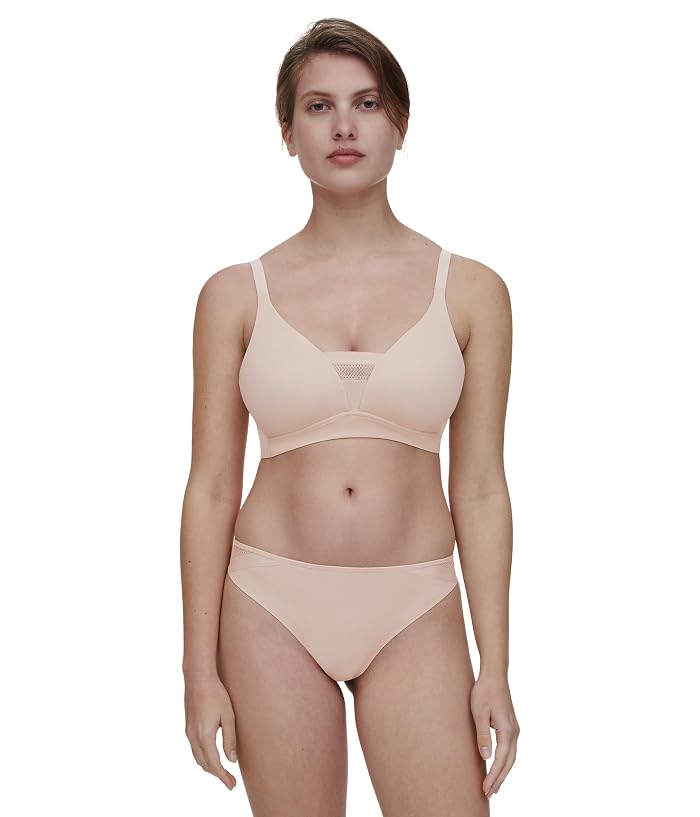 Chantelle Easy Bliss Wireless T-Shirt Bra - Image 3