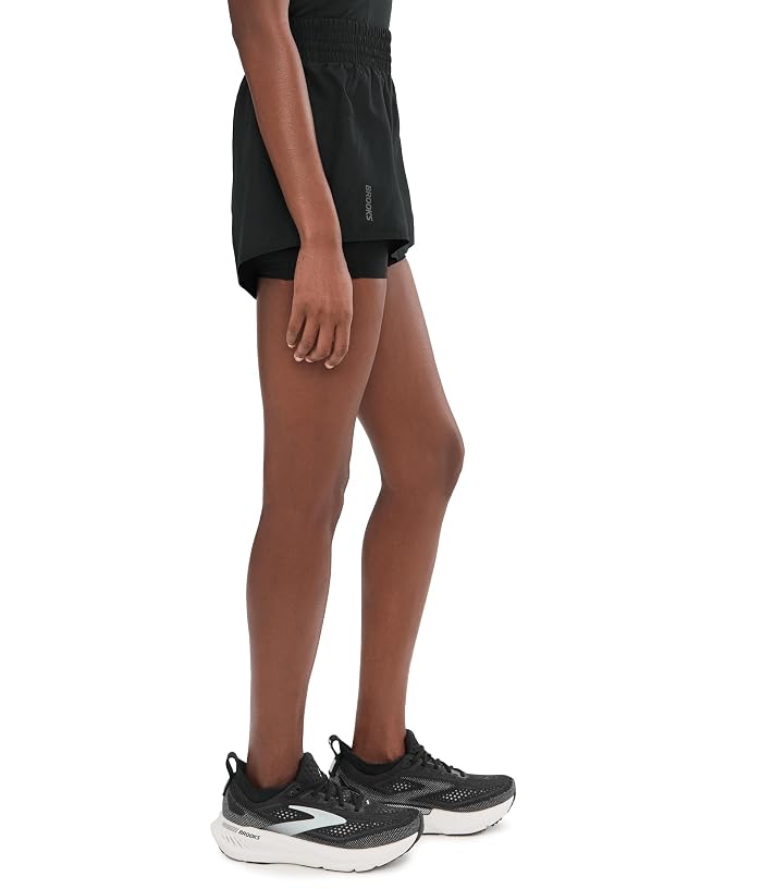 Brooks Dash 2-in-1-Shorts - Image 3