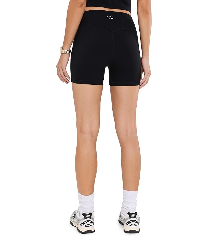 Beyond Yoga Glowzone 4" Biker Short - Image 4