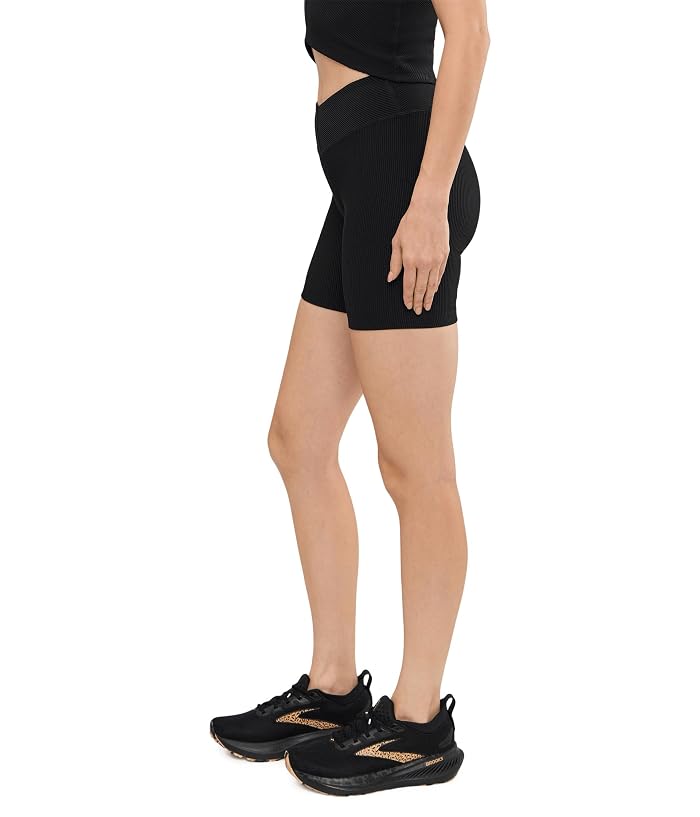 Beyond Yoga Impulse Ribbed V-Waist Biker Shorts - Image 3