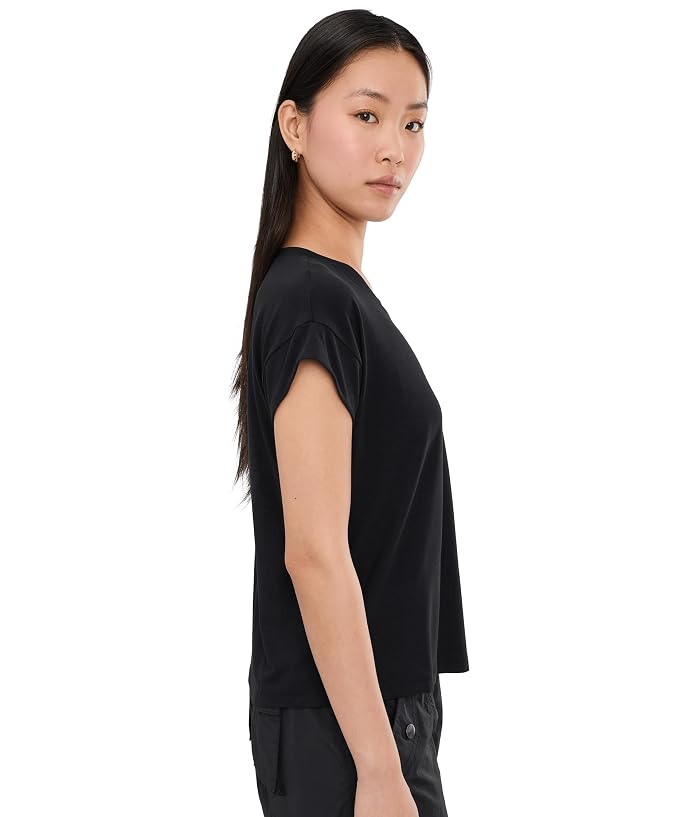 Columbia Daniela Falls Short Sleeve - Image 3