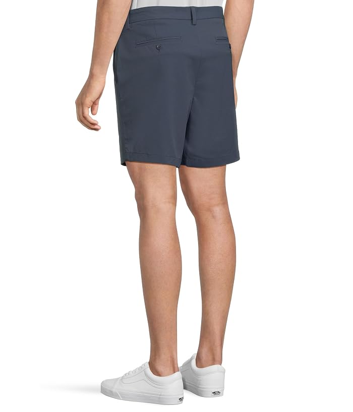 Vineyard Vines 7" On-The-Go Shorts - Image 3