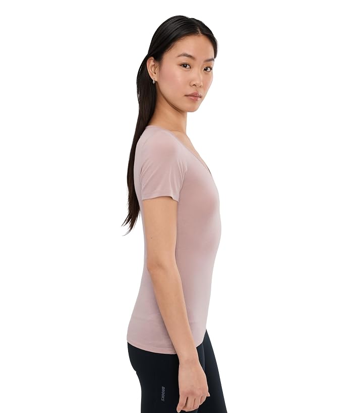 Icebreaker Merino 150 Siren Short Sleeve Sweetheart - Image 3