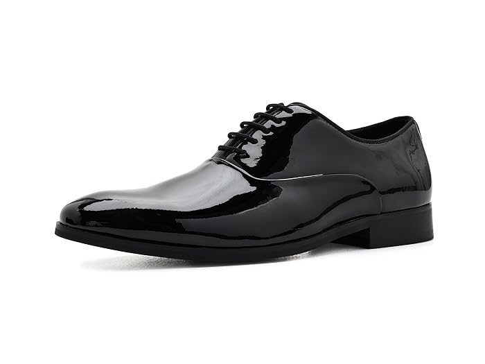 Kenneth Cole Hadley