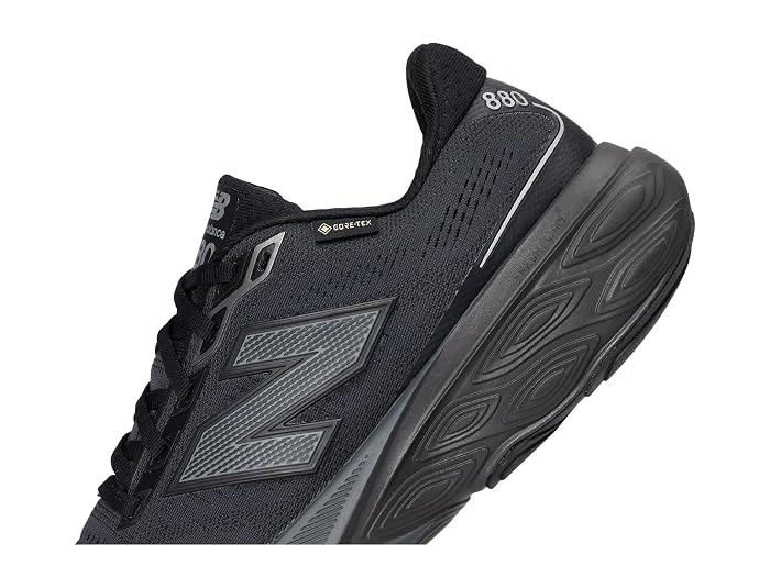 New Balance Fresh Foam X 880 v15 GORE-TEX® - Image 6