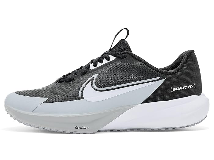 Nike Kids Sonic Fly (Big Kid) - Image 4