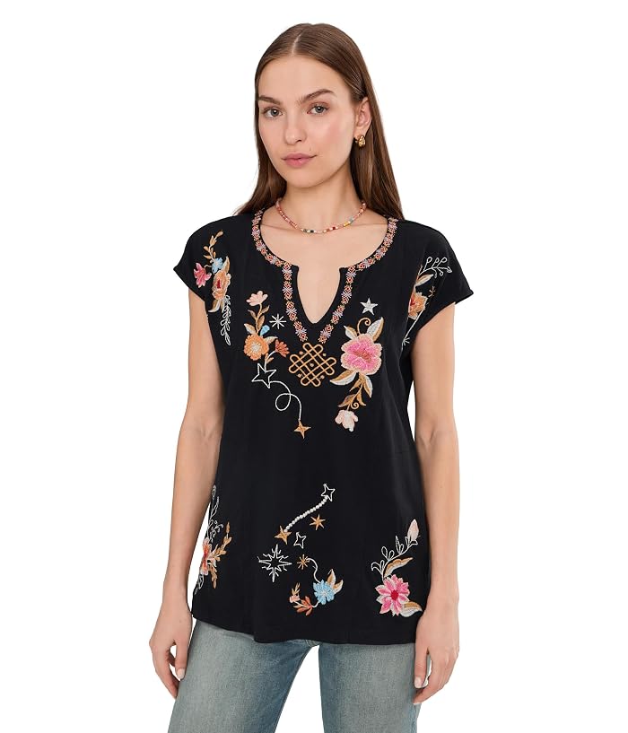 Karyn Seo Tamika Tee