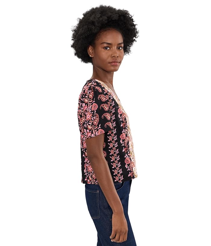 CeCe Cropped Linen V-Neck Button-Down Top - Image 3