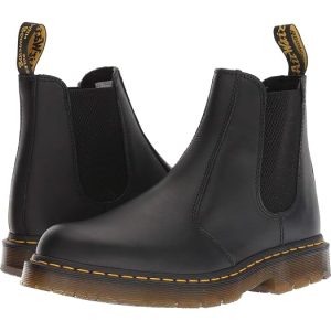 Dr. Martens 2976 Chelsea SR Boots
