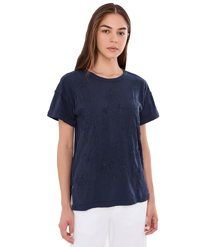 Karyn Seo Luca Tee