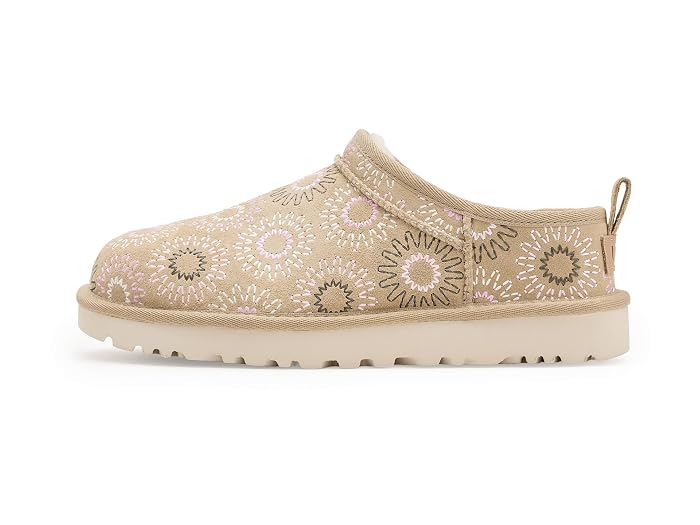 UGG Classic Micro Sun Stitch - Image 4