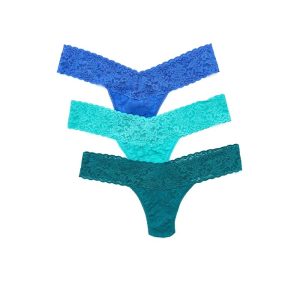 Hanky Panky Signature Lace® Low Rise Thongs 3-Pack