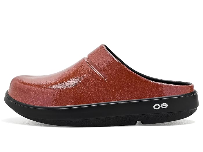 OOFOS Oocloog Luxe Clogs - Image 4