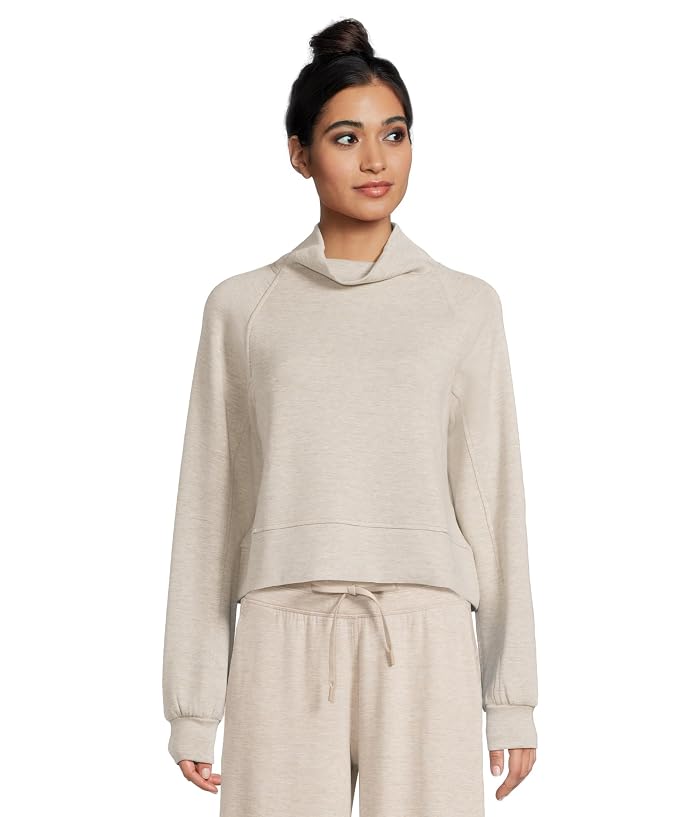 TravisMathew Skyloft Soft Funnel Neck