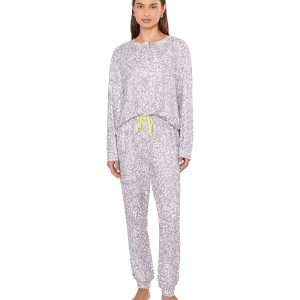 Karen Neuburger Two-Piece Long Sleeve Henley Pullover and Joggers Set