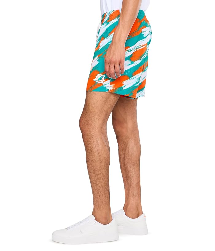 Chubbies The Color Blitz Dolphins 5.5" (Classic Lined Swim Trunks) - Image 3