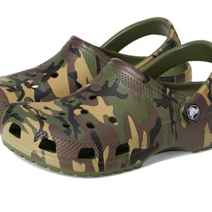 Crocs Kids Classic Camo Clogs (Little Kid/Big Kid)