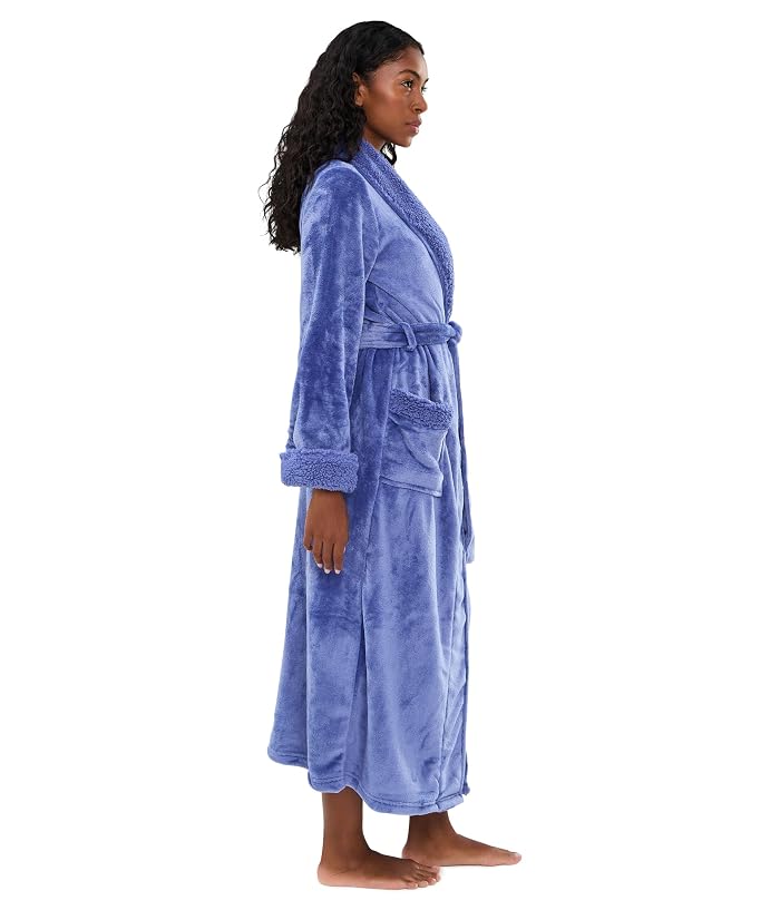 Natori 52" Plush Sherpa Robe - Image 3