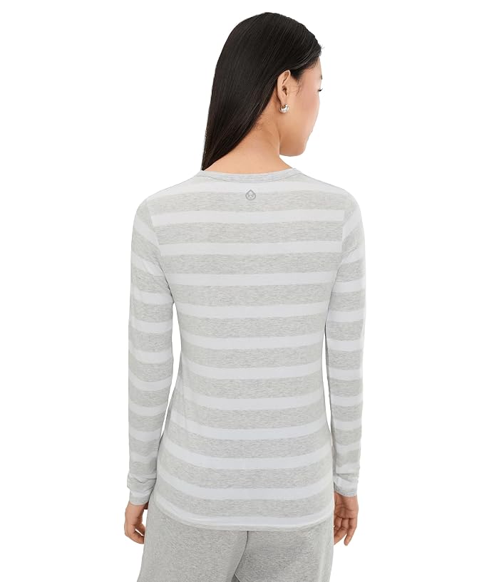 tasc Performance Nola Long Sleeve Fitted T-Shirt - Image 4