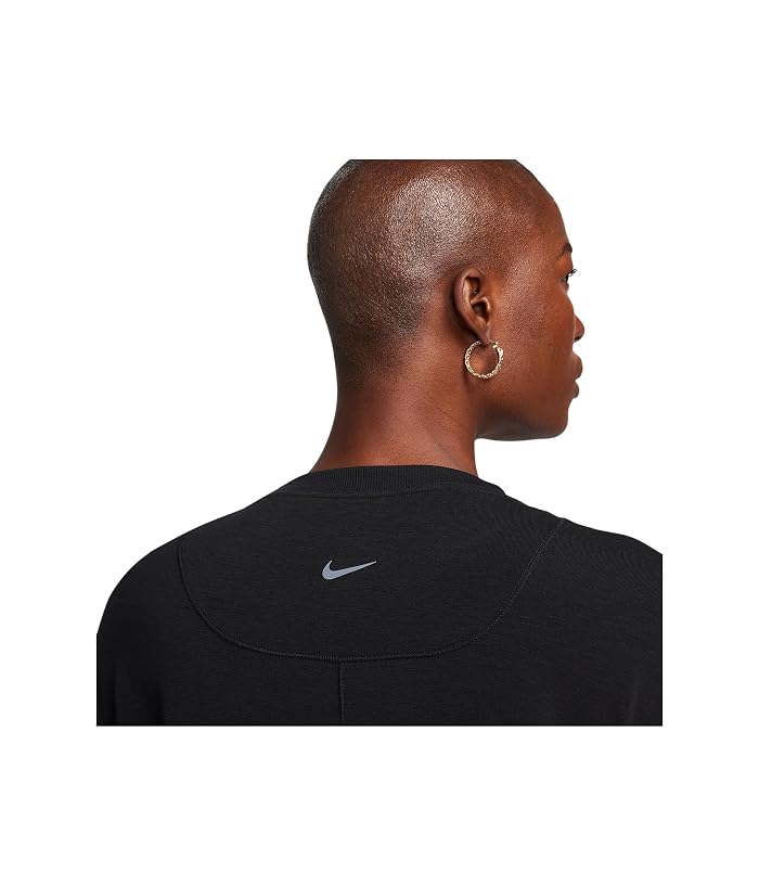 Nike One Relaxed Dri-FIT Short-Sleeve Top - Image 4