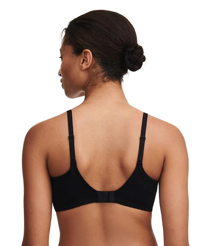 Chantelle C Jolie Wireless T-Shirt Bra - Image 2