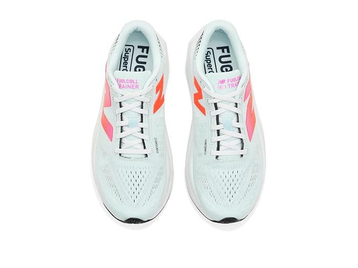 New Balance FuelCell SuperComp Trainer v3 - Image 2
