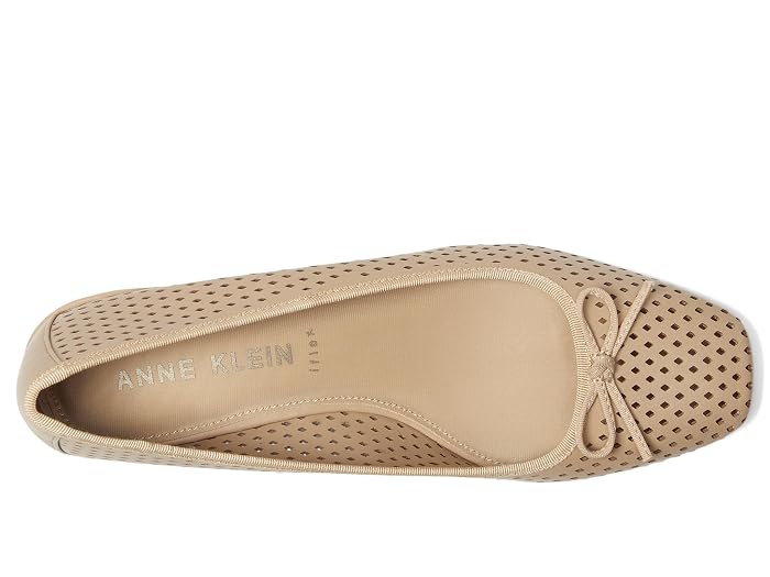 Anne Klein Winslet - Image 2