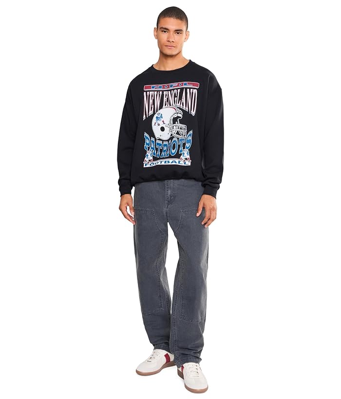 Junk Food Clothing NFL New England Patriots Helmet Crew Fleece - Image 2