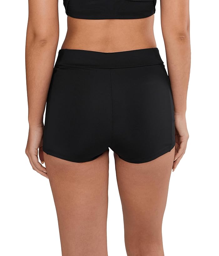 Nike Effortless Essential Kickshort - Image 3