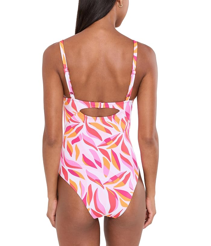 Nike Bay Leaves V-Neck One-Piece - Image 3