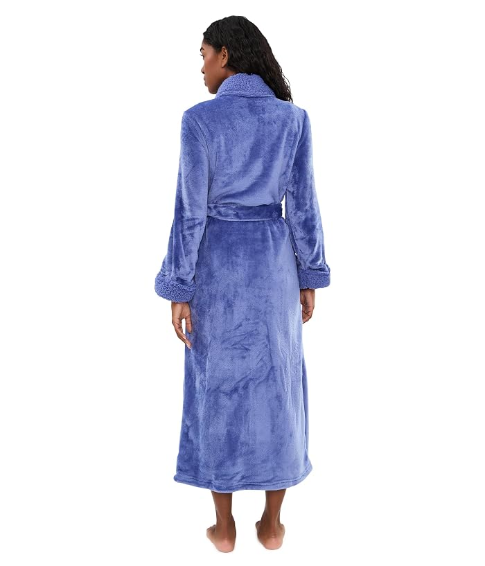 Natori 52" Plush Sherpa Robe - Image 4