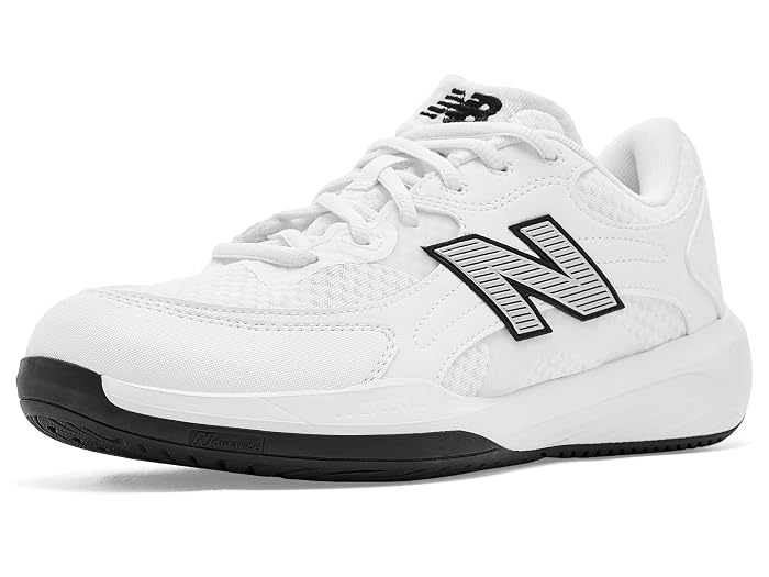New Balance 696v7